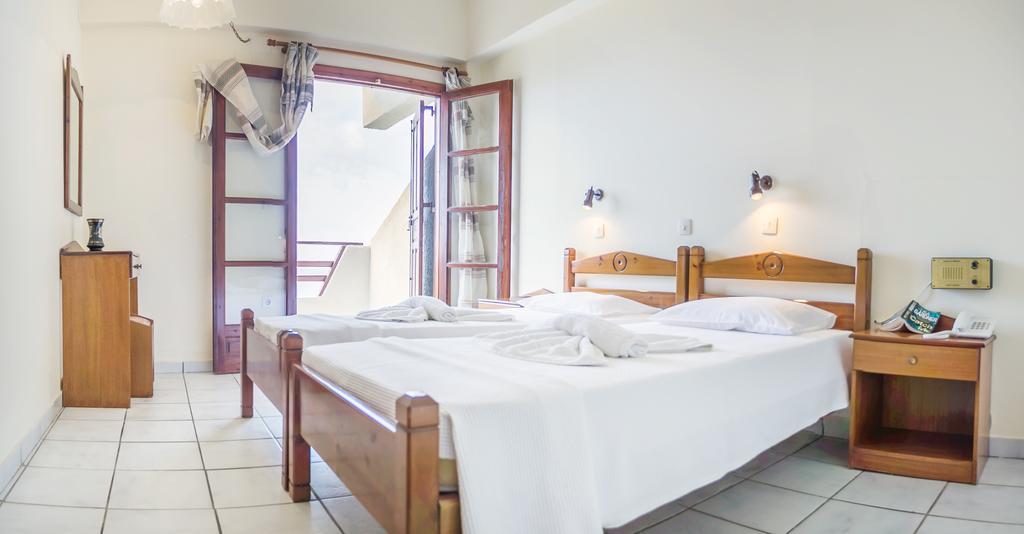 Yiannis Ηotel Foiníkion Esterno foto