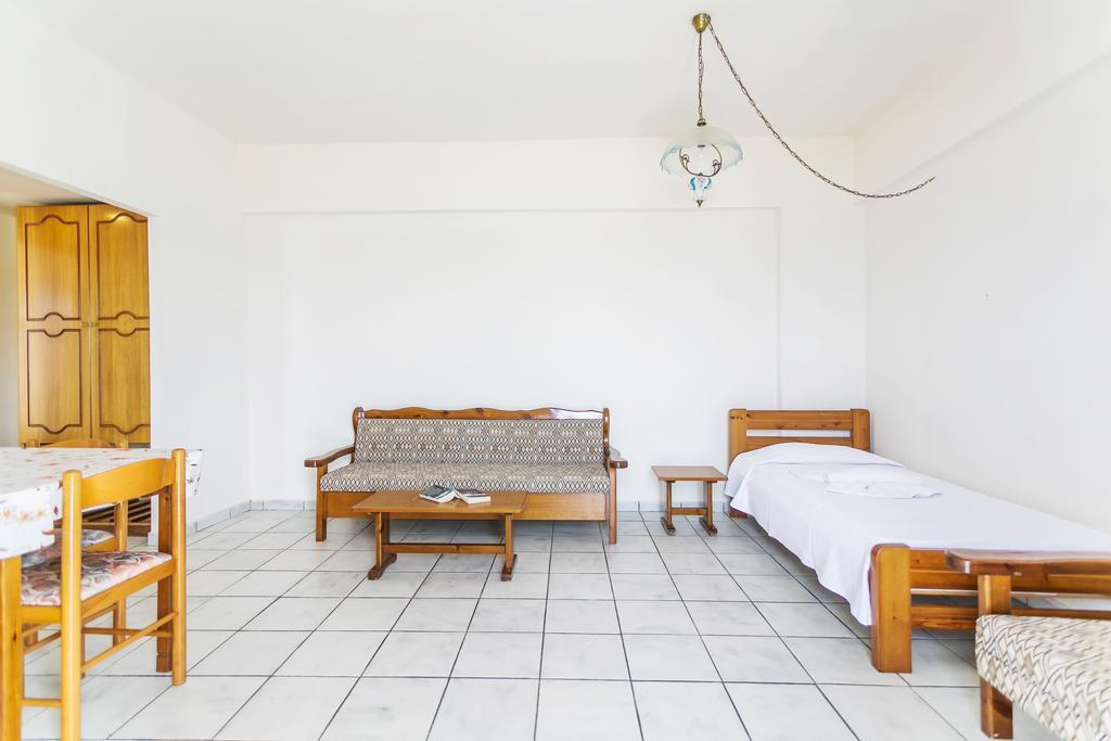 Yiannis Ηotel Foiníkion Esterno foto